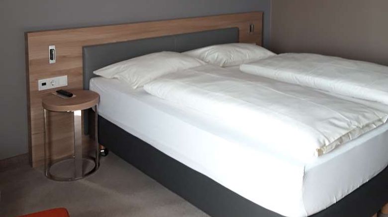 <b>TOP CityLine Hotel Panorama Harburg Room</b>. Images powered by <a href="https://iceportal.shijigroup.com/" title="IcePortal" target="_blank">IcePortal</a>.
