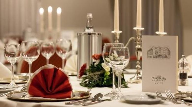 <b>TOP CityLine Hotel Panorama Harburg Restaurant</b>. Images powered by <a href="https://iceportal.shijigroup.com/" title="IcePortal" target="_blank">IcePortal</a>.