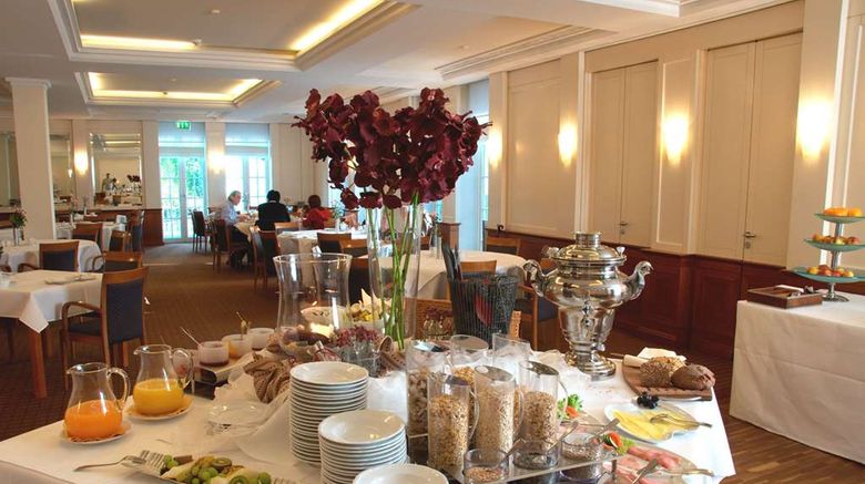 <b>TOP CityLine Hotel Eggers Restaurant</b>. Images powered by <a href="https://iceportal.shijigroup.com/" title="IcePortal" target="_blank">IcePortal</a>.