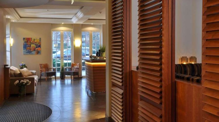 TOP CityLine Hotel Eggers Lobby