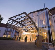 TOP CountryLine Seehotel Exterior