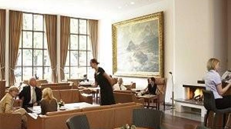 <b>TOP VCH Hotel Baseler Hof Lobby</b>. Images powered by <a href="https://iceportal.shijigroup.com/" title="IcePortal" target="_blank">IcePortal</a>.