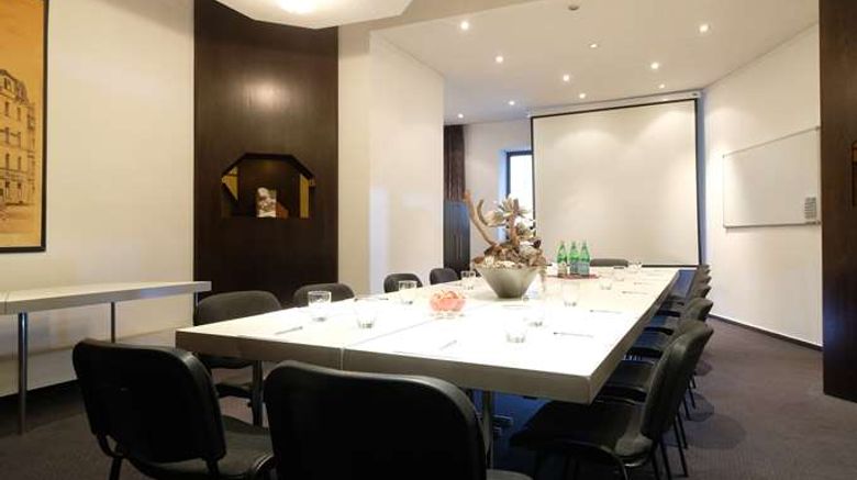 <b>TOP Hotel Hohenstaufen Koblenz Meeting</b>. Images powered by <a href="https://iceportal.shijigroup.com/" title="IcePortal" target="_blank">IcePortal</a>.