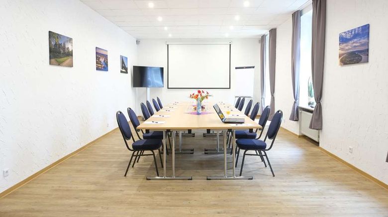 <b>TOP Hotel Hohenstaufen Koblenz Meeting</b>. Images powered by <a href="https://iceportal.shijigroup.com/" title="IcePortal" target="_blank">IcePortal</a>.