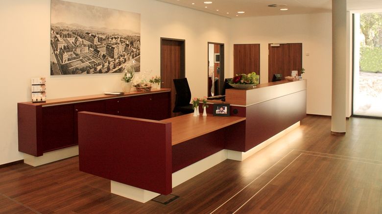 <b>TOP Hotel Franz-City & Conference Hotel Lobby</b>. Images powered by <a href="https://iceportal.shijigroup.com/" title="IcePortal" target="_blank">IcePortal</a>.