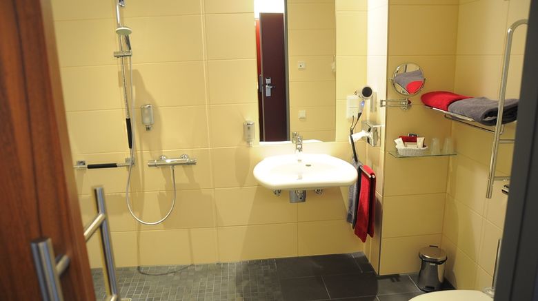 <b>TOP Hotel Franz-City & Conference Hotel Room</b>. Images powered by <a href="https://iceportal.shijigroup.com/" title="IcePortal" target="_blank">IcePortal</a>.
