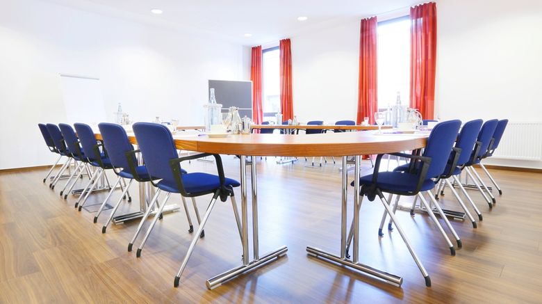<b>TOP Hotel Franz-City & Conference Hotel Meeting</b>. Images powered by <a href="https://iceportal.shijigroup.com/" title="IcePortal" target="_blank">IcePortal</a>.
