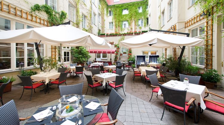 TOP VCH Hotel Albrechtshof Restaurant