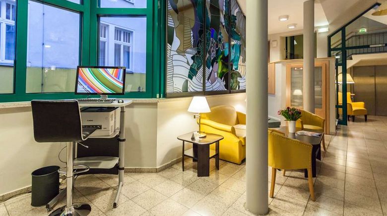 <b>TOP VCH Hotel Allegra Berlin Lobby</b>. Images powered by <a href="https://iceportal.shijigroup.com/" title="IcePortal" target="_blank">IcePortal</a>.
