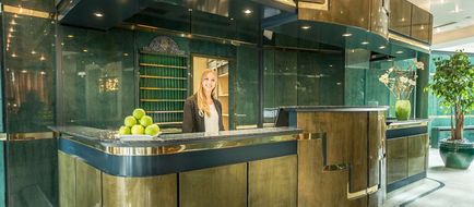 TOP Das Carls Hotel Duesseldorf Lobby