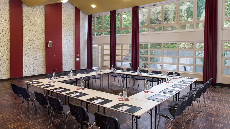 <b>TOP EMBRACE Hotel Grenzfall Berlin Mitte Meeting</b>. Images powered by <a href="https://iceportal.shijigroup.com/" title="IcePortal" target="_blank">IcePortal</a>.