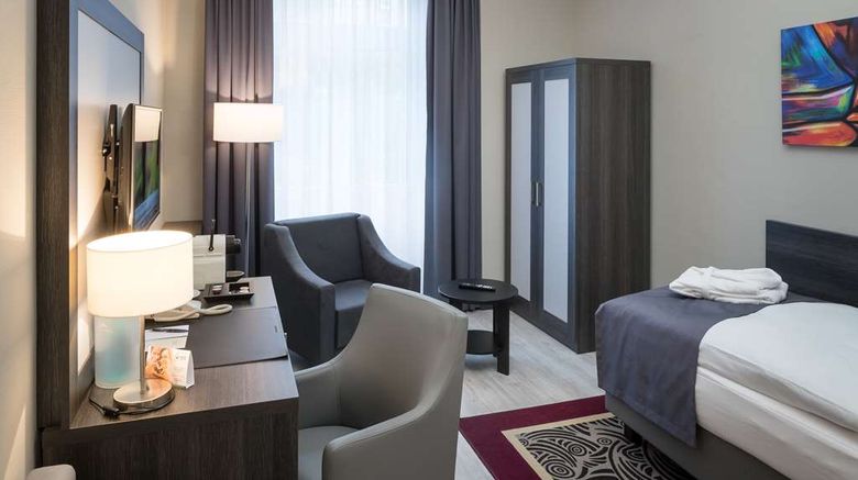 <b>TOP Guennewig Hotel Chemitzer Hof Room</b>. Images powered by <a href="https://iceportal.shijigroup.com/" title="IcePortal" target="_blank">IcePortal</a>.