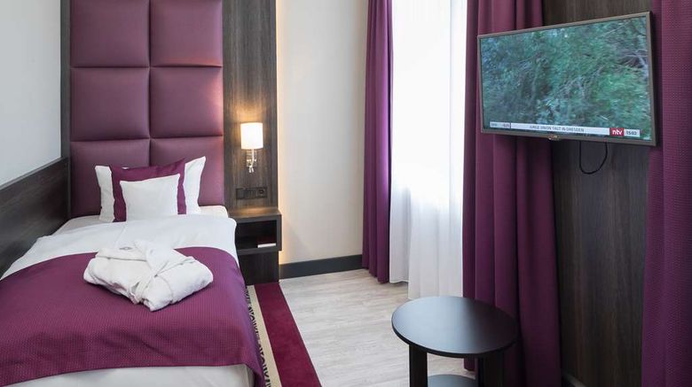 <b>TOP Guennewig Hotel Chemitzer Hof Room</b>. Images powered by <a href="https://iceportal.shijigroup.com/" title="IcePortal" target="_blank">IcePortal</a>.