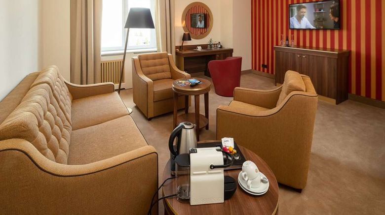 <b>TOP Guennewig Hotel Chemitzer Hof Suite</b>. Images powered by <a href="https://iceportal.shijigroup.com/" title="IcePortal" target="_blank">IcePortal</a>.