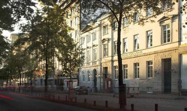 TOP Palais Esplanade Hamburg Exterior