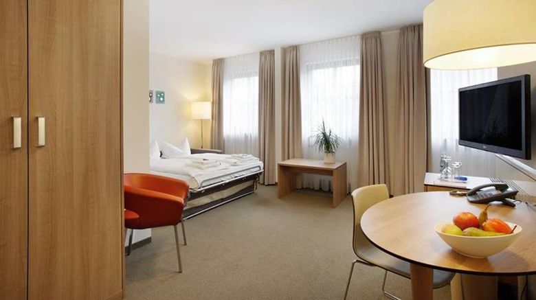 <b>City Partner Hotel Am Jakobsmarkt Suite</b>. Images powered by <a href="https://iceportal.shijigroup.com/" title="IcePortal" target="_blank">IcePortal</a>.