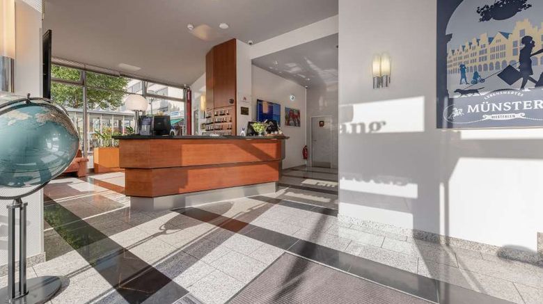 <b>City Partner Hotel Conti Lobby</b>. Images powered by <a href="https://iceportal.shijigroup.com/" title="IcePortal" target="_blank">IcePortal</a>.