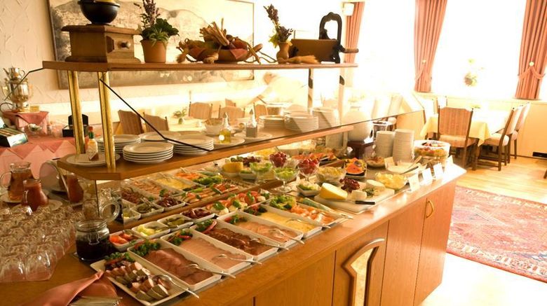 <b>City Partner Hotel Hollaender Hof Restaurant</b>. Images powered by <a href="https://iceportal.shijigroup.com/" title="IcePortal" target="_blank">IcePortal</a>.