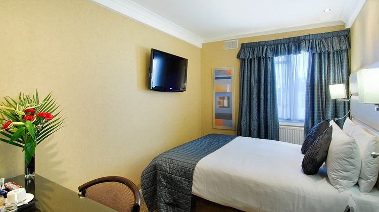 Park Grand London Hyde Park Room