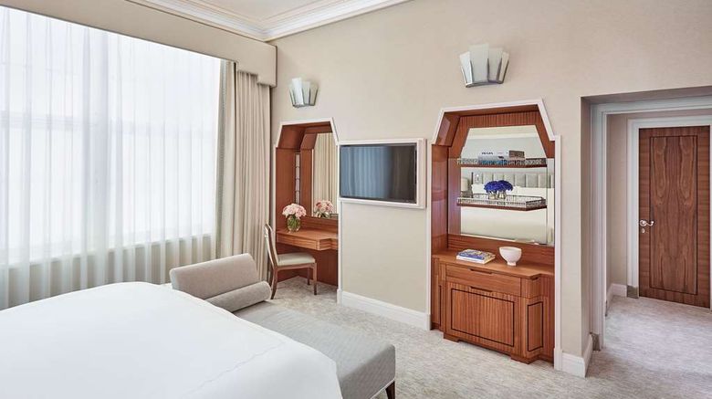 <b>Claridge's Room</b>. Images powered by <a href=https://www.travelagewest.com/Hotels/London/