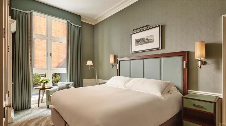 <b>The Connaught Exterior</b>. Images powered by <a href="https://iceportal.shijigroup.com/" title="IcePortal" target="_blank">IcePortal</a>.