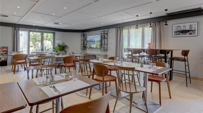 <b>Campanile Aix-en-Provence East Meyreuil Restaurant</b>. Images powered by <a href="https://iceportal.shijigroup.com/" title="IcePortal" target="_blank">IcePortal</a>.