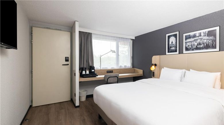 <b>Campanile Aix-en-Provence East Meyreuil Room</b>. Images powered by <a href="https://iceportal.shijigroup.com/" title="IcePortal" target="_blank">IcePortal</a>.