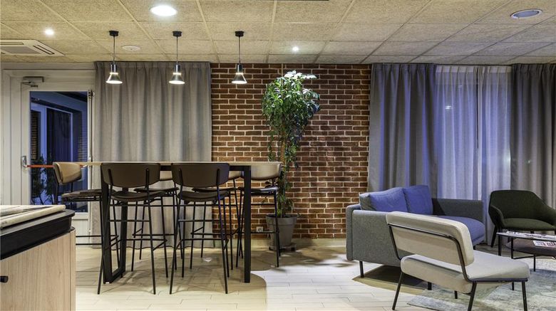 <b>Campanile Aix-les-Bains Restaurant</b>. Images powered by <a href="https://iceportal.shijigroup.com/" title="IcePortal" target="_blank">IcePortal</a>.