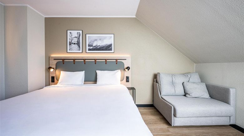 <b>Campanile Aix-les-Bains Room</b>. Images powered by <a href="https://iceportal.shijigroup.com/" title="IcePortal" target="_blank">IcePortal</a>.