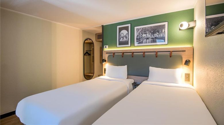 <b>Campanile Hotel Room</b>. Images powered by <a href="https://iceportal.shijigroup.com/" title="IcePortal" target="_blank">IcePortal</a>.