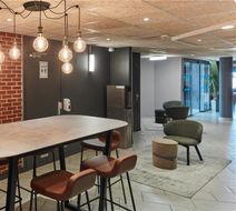 Campanile Argenteuil Lobby