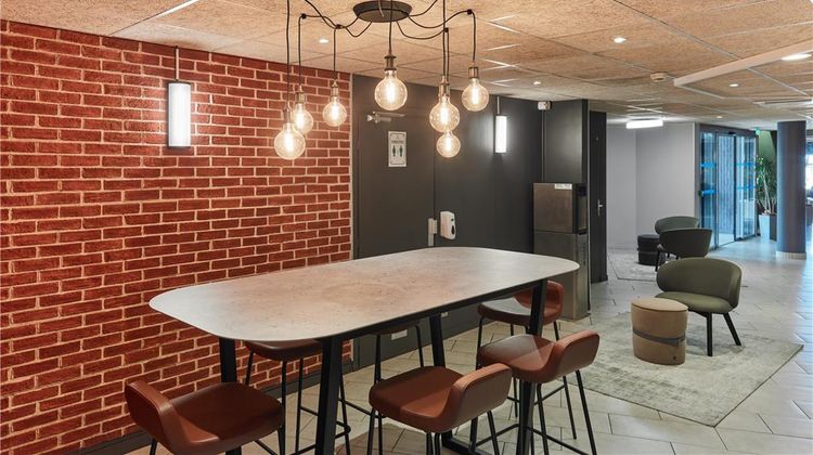 Campanile Argenteuil Lobby