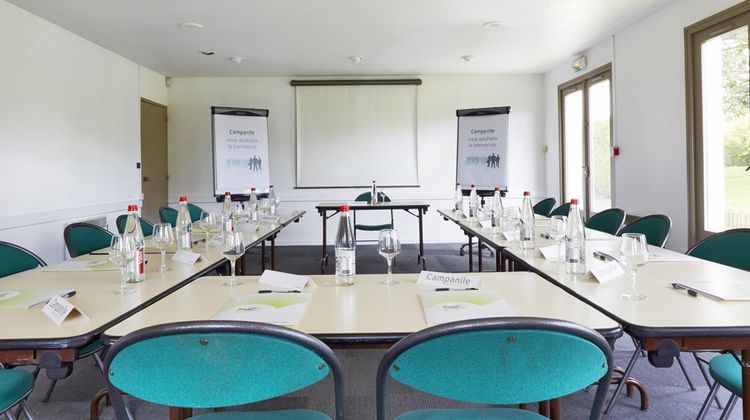 Campanile Arras Meeting