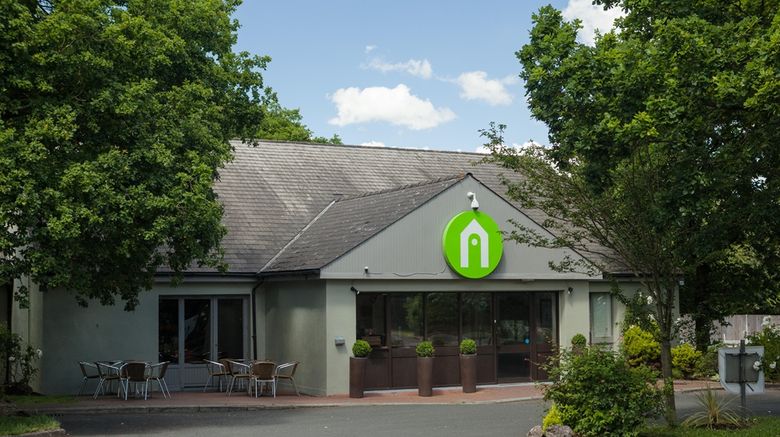 <b>Campanile Hotel Basildon - East London Exterior</b>. Images powered by <a href="https://iceportal.shijigroup.com/" title="IcePortal" target="_blank">IcePortal</a>.