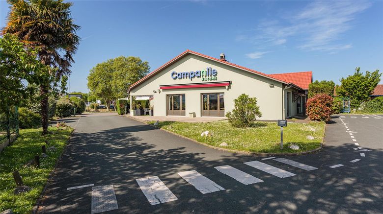 <b>Campanile Bayonne Exterior</b>. Images powered by <a href="https://iceportal.shijigroup.com/" title="IcePortal" target="_blank">IcePortal</a>.