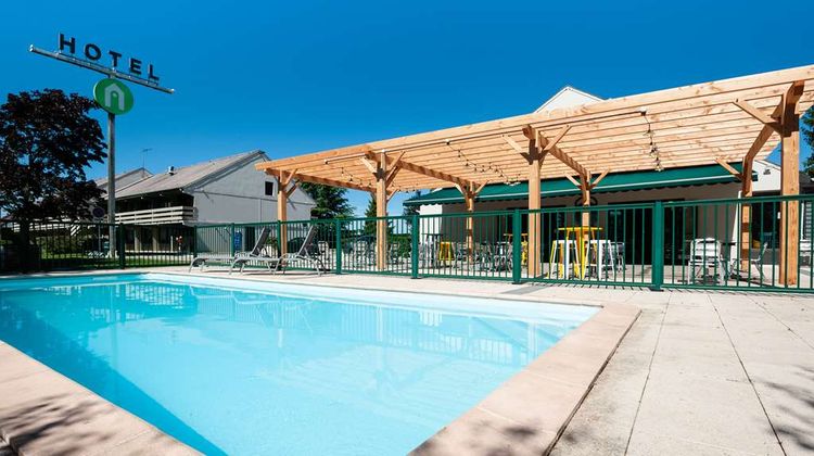 Campanile Beaune Pool
