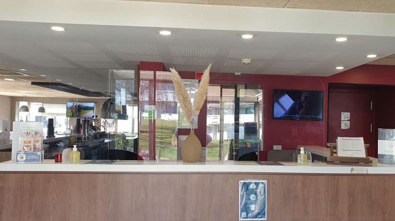 <b>Campanile Besancon North Lobby</b>. Images powered by <a href="https://iceportal.shijigroup.com/" title="IcePortal" target="_blank">IcePortal</a>.