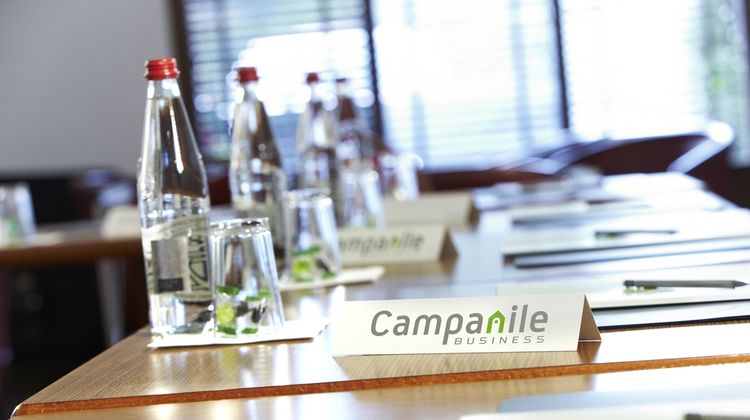 Campanile Bethune Meeting