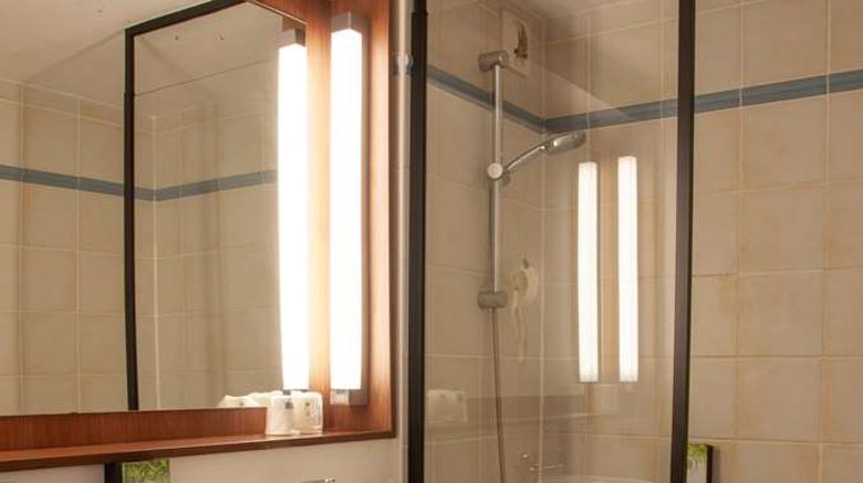 <b>Campanile Beziers Room</b>. Images powered by <a href="https://iceportal.shijigroup.com/" title="IcePortal" target="_blank">IcePortal</a>.