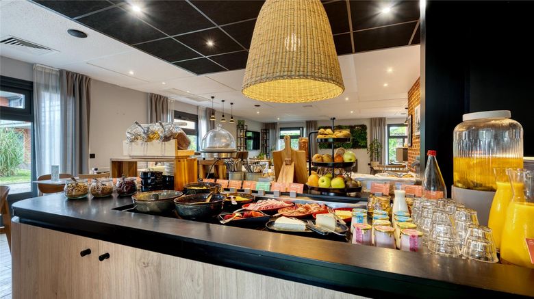 <b>Campanile Hotel Restaurant</b>. Images powered by <a href="https://iceportal.shijigroup.com/" title="IcePortal" target="_blank">IcePortal</a>.