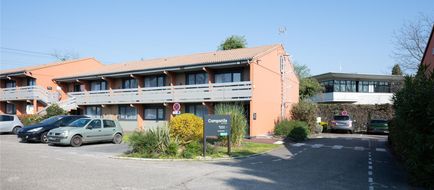 Campanile Hotel Exterior