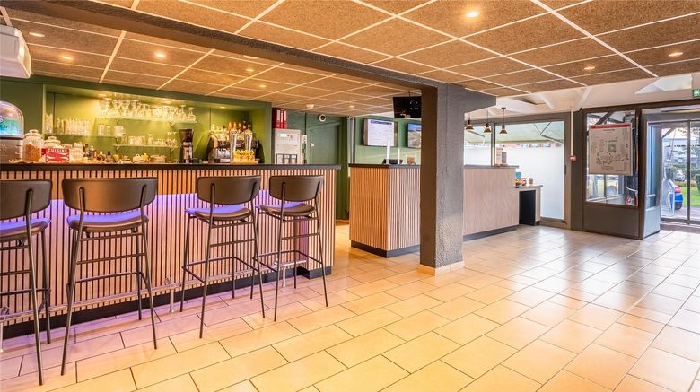 <b>Hotel Campanile Bordeaux Nord - Le Lac Lobby</b>. Images powered by <a href="https://iceportal.shijigroup.com/" title="IcePortal" target="_blank">IcePortal</a>.