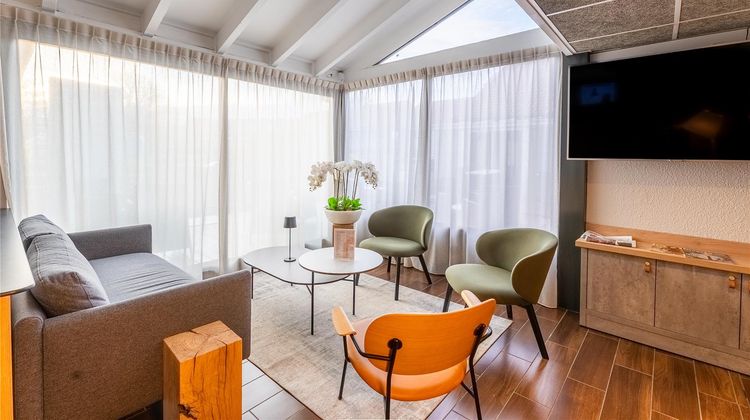 Hotel Campanile Bordeaux Nord - Le Lac Lobby