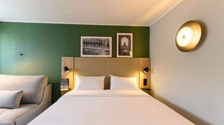 <b>Campanile Bordeaux-Le-Bouscat Room</b>. Images powered by <a href="https://iceportal.shijigroup.com/" title="IcePortal" target="_blank">IcePortal</a>.
