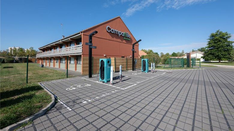 <b>Hotel Campanile Bordeaux Sud - Gradignan Exterior</b>. Images powered by <a href="https://iceportal.shijigroup.com/" title="IcePortal" target="_blank">IcePortal</a>.
