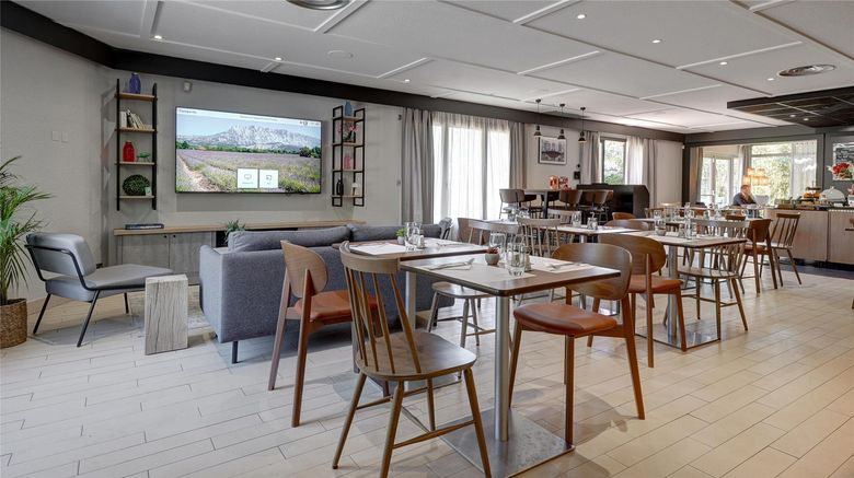 <b>Campanile Hotel Restaurant</b>. Images powered by <a href="https://iceportal.shijigroup.com/" title="IcePortal" target="_blank">IcePortal</a>.