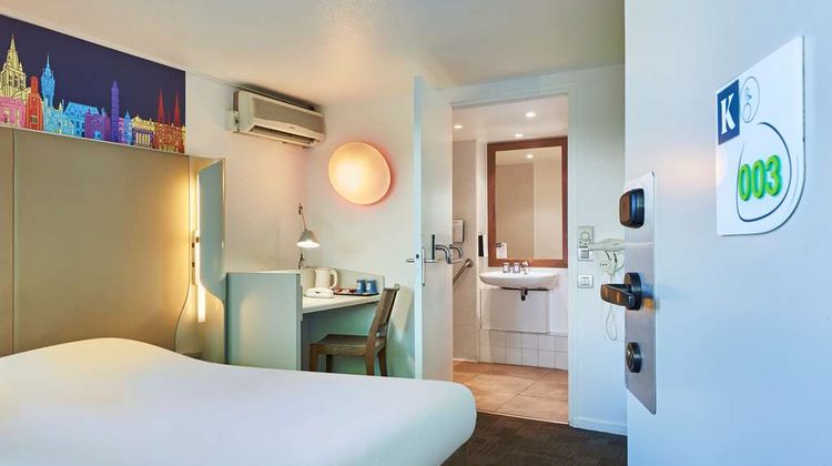 The Kyriad Brie-Comte-Robert hotel Room