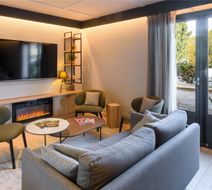Campanile Brive Lobby