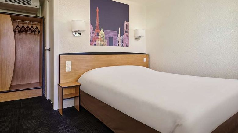 <b>Campanile Caen North Herouville-St-Clair Room</b>. Images powered by <a href="https://iceportal.shijigroup.com/" title="IcePortal" target="_blank">IcePortal</a>.