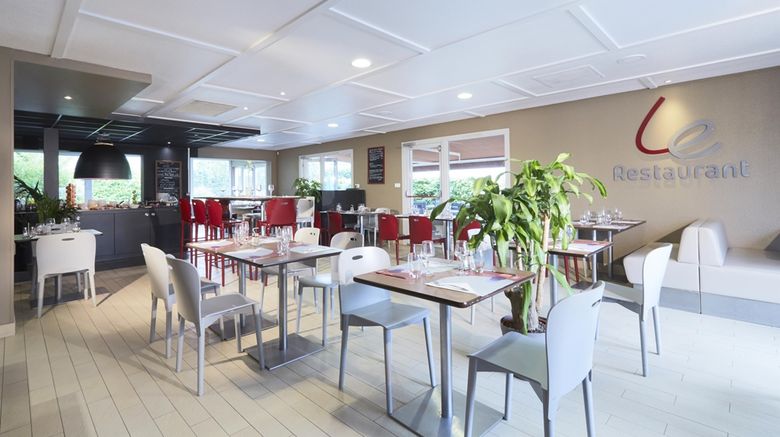 <b>Campanile Chalon-sur-Saone Restaurant</b>. Images powered by <a href="https://iceportal.shijigroup.com/" title="IcePortal" target="_blank">IcePortal</a>.